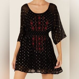 SHYANNE WOMEN'S SMOCKED
SOUTHWESTERN FLORAL
EMBROIDERED DRESS Size XL